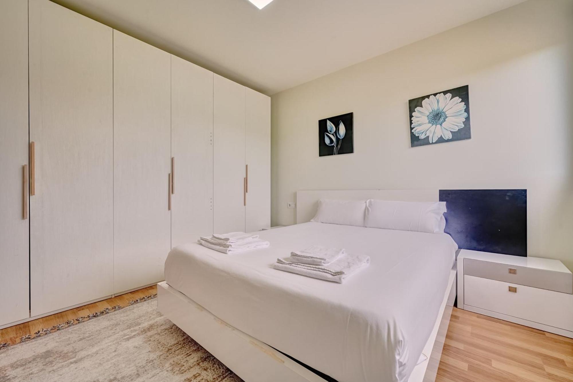 Casa Viana By Clabao Apartment Luaran gambar
