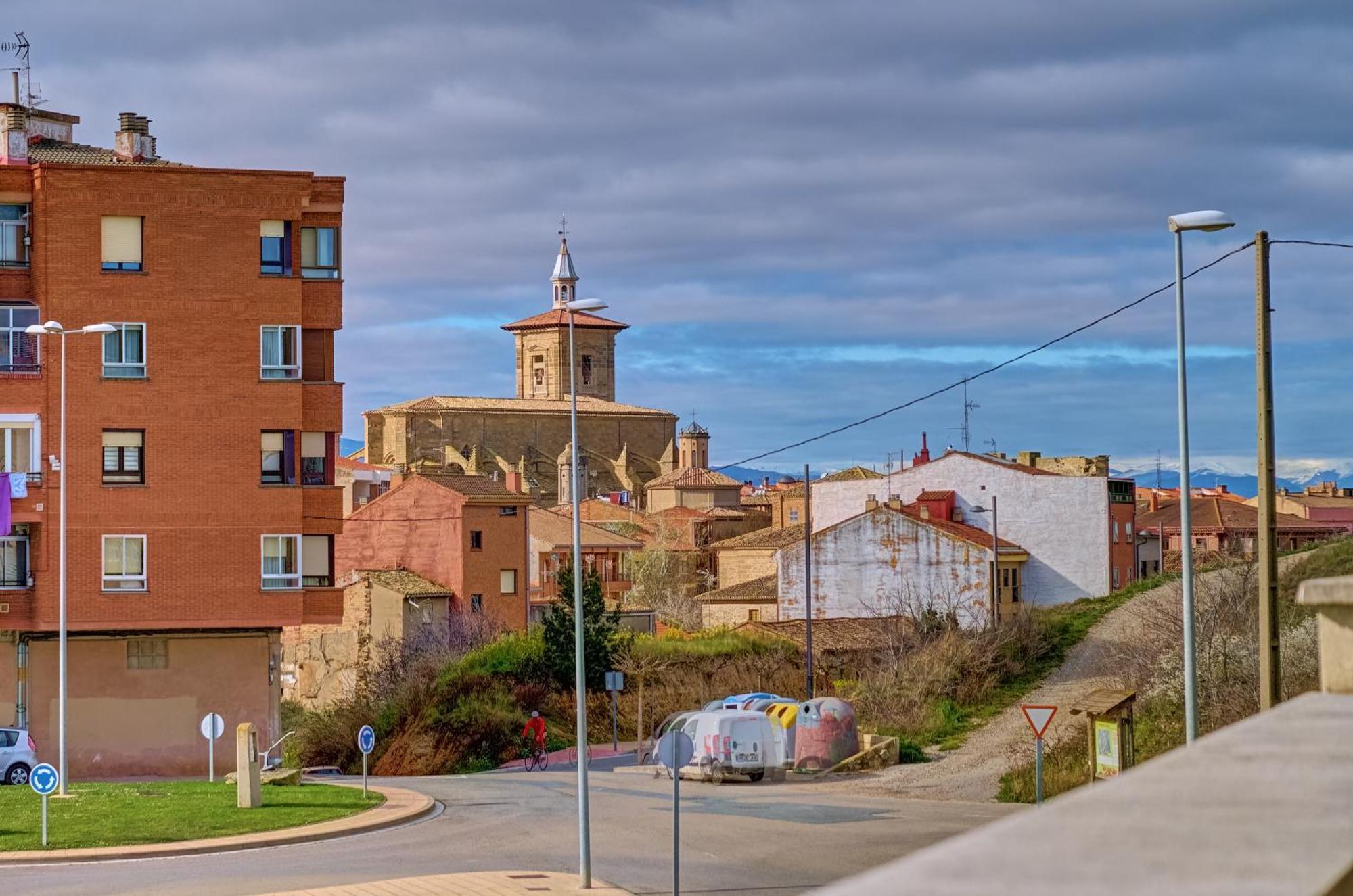 Casa Viana By Clabao Apartment Luaran gambar